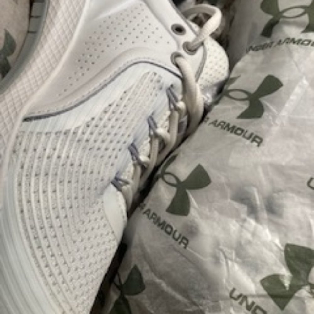 Under Armor Charged Commit TR 13UA